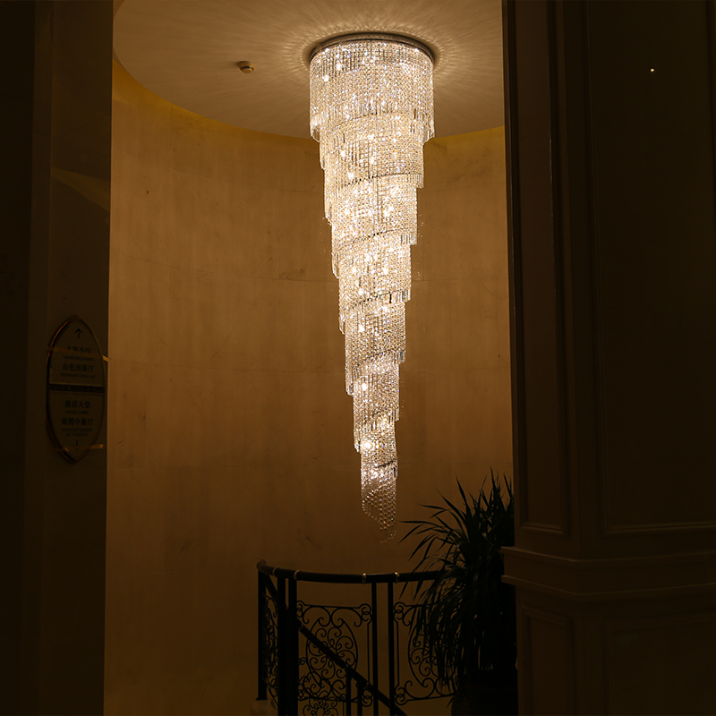 楼梯灯具定制：酒店楼梯灯、别墅楼梯灯…水晶吊灯的应用